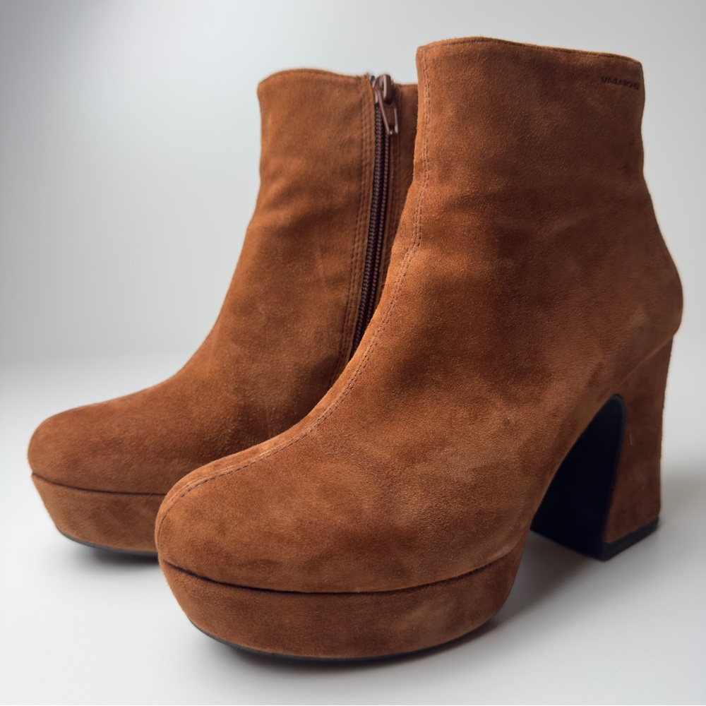 Vagabond Boots Womens US 6 High Heel Ankle Chelsea Nubuck Suede Leather EUR 36